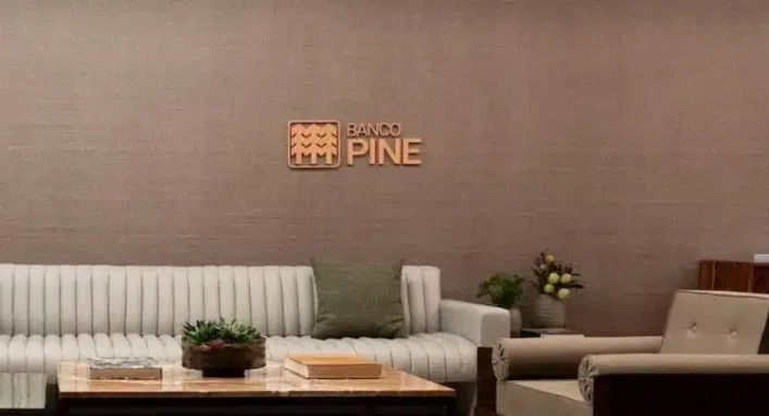 Banco Pine 2024; resultados financeiros Banco Pine; recorde de lucro Banco Pine.