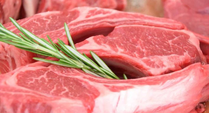 Empresas doam 2 milhões de kg de carne ao Rio Grande do Sul